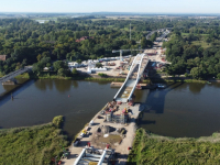 Oder-Eisenbahnbrücke fast fertig