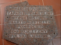 PRL-owskie tablice w Bastionie Filip